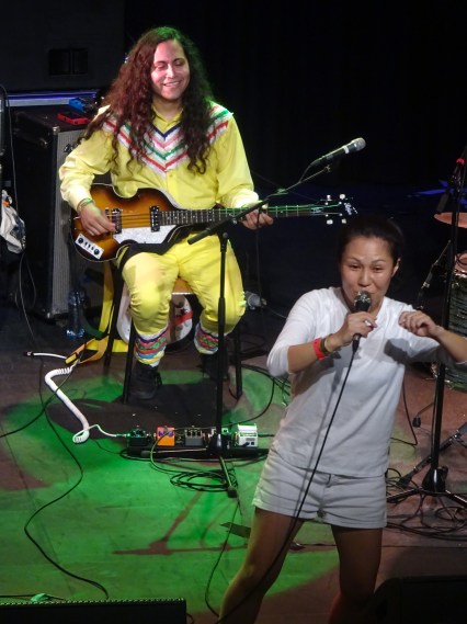 deerhoofincubatetilburgsep16-18